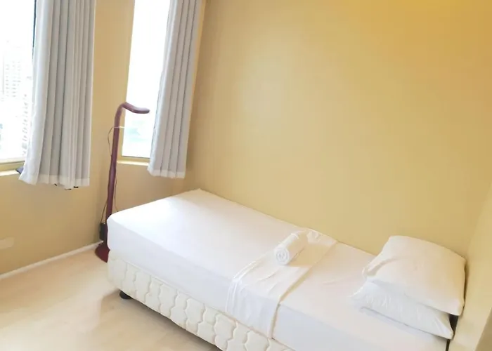 Appartement Alpha Grandview Malate 2004